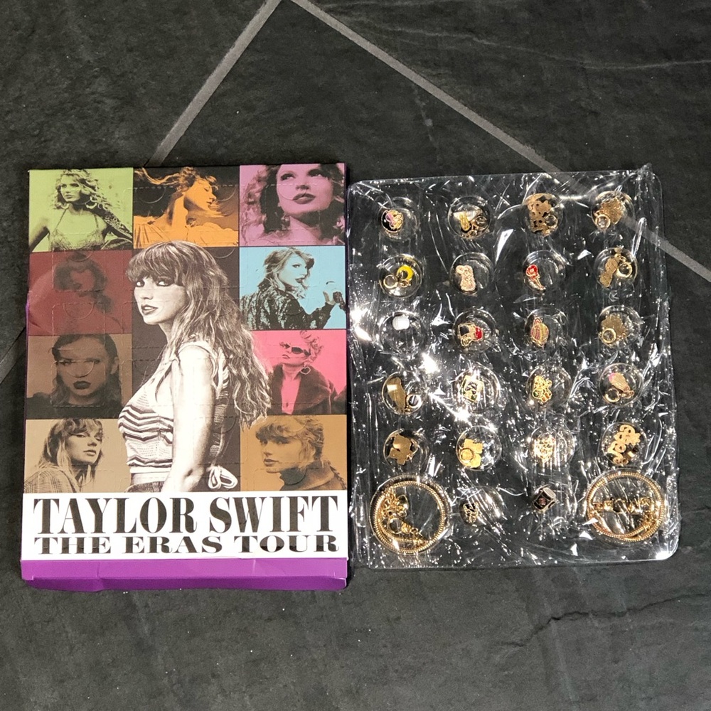 NWT Taylor Swift Bracelet Kit